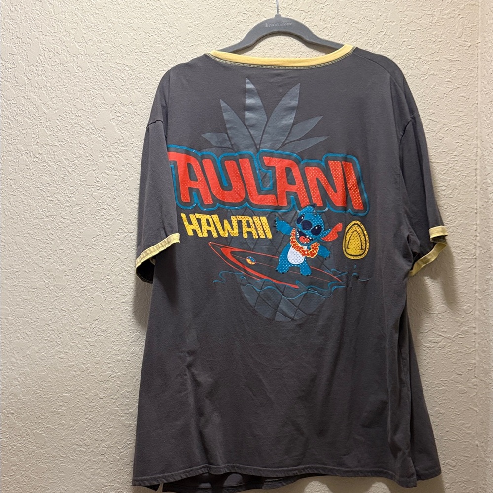 Disney’s Aulani Unisex Stitch T-Shirt, Size XXL